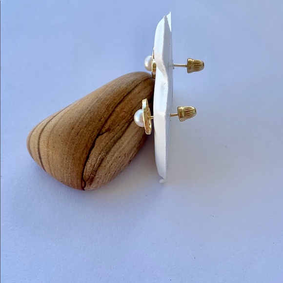 Beautiful 14k Gold Earrings Heart Pearls